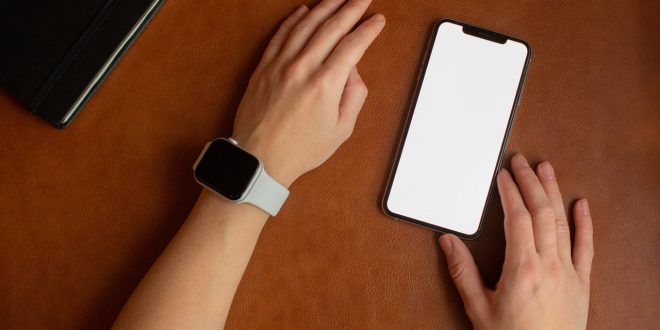 Cara Menghubungkan Smartwatch Ke iPhone Paling Mudah
