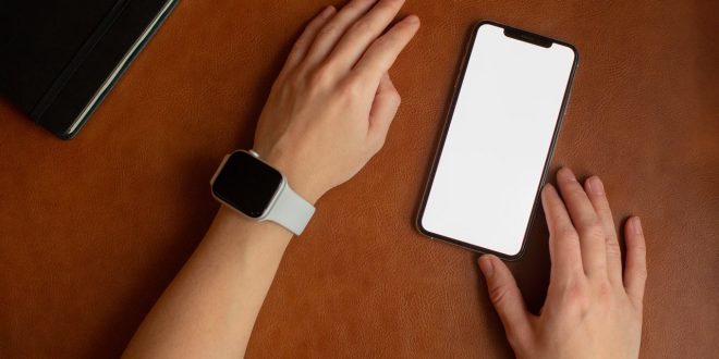 Cara Menghubungkan Smartwatch Ke iPhone Paling Mudah